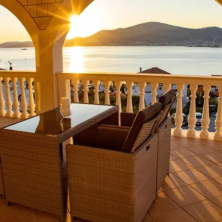 Apartment Erika Trogir