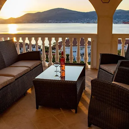 Erika * Trogir