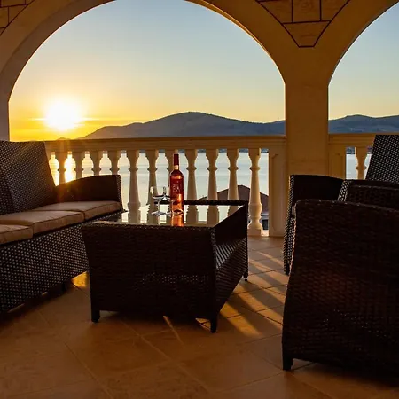 Apartment Erika Trogir